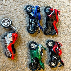 Toy motorcycles (metal)